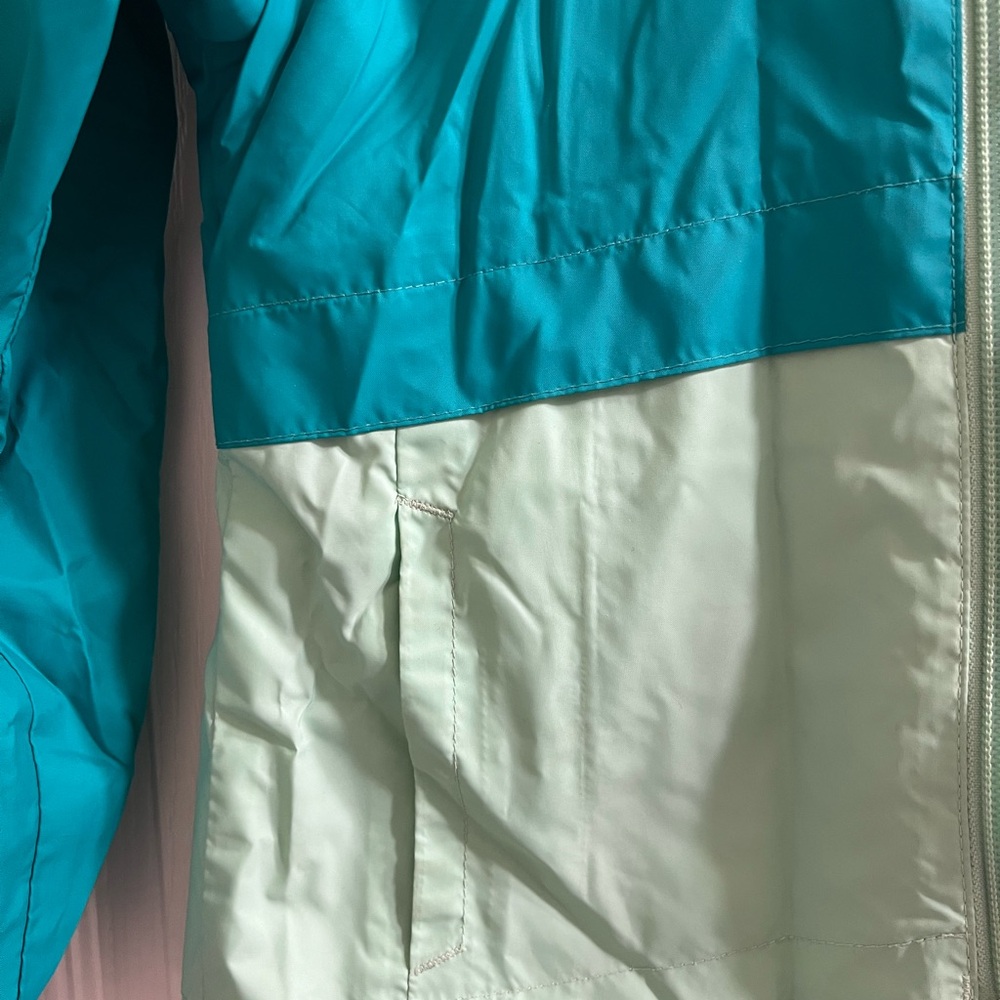 Girls/Boys Columbia Turquoise and Light Green Jacket - Picture 4 of 7